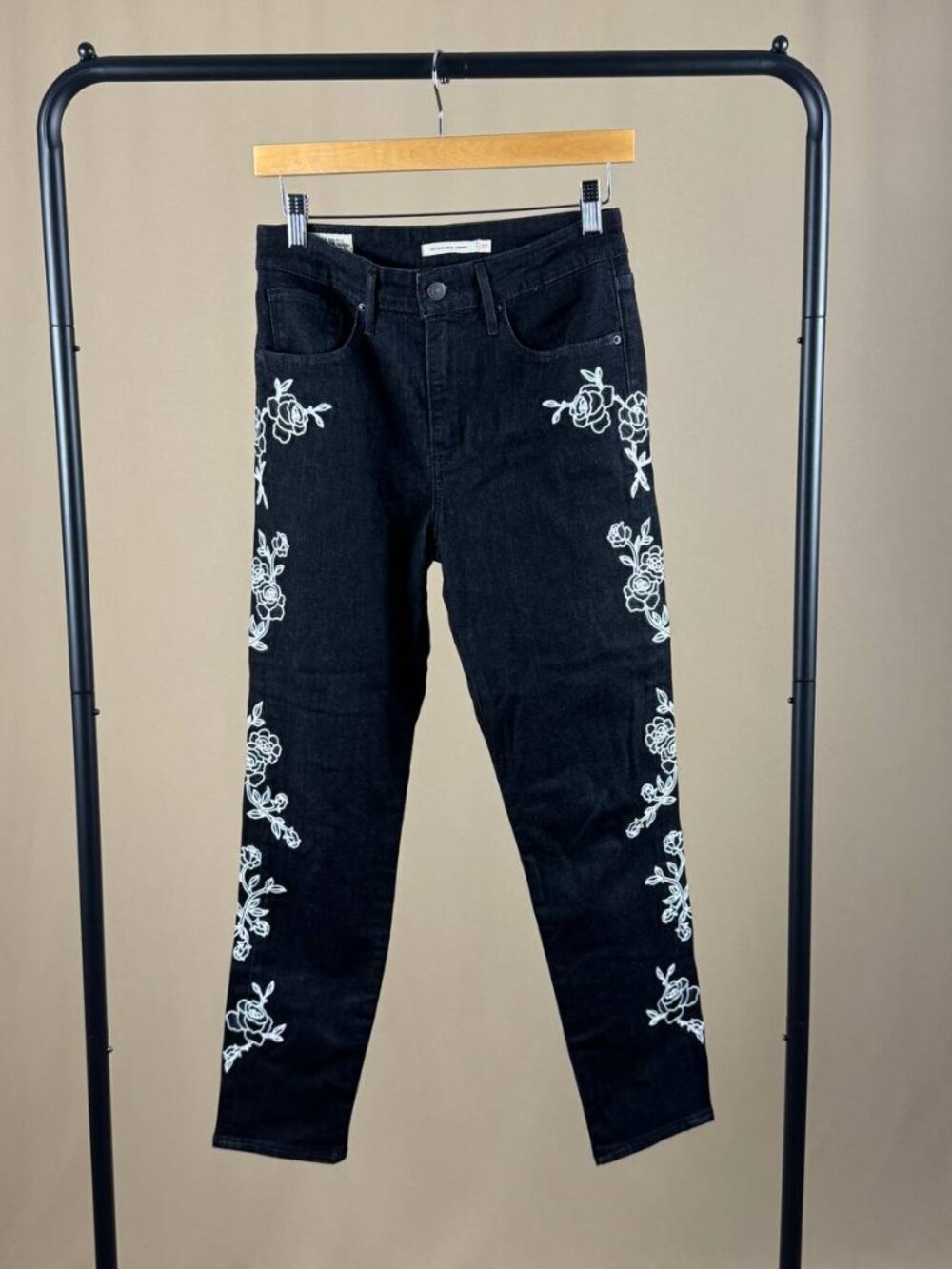 Levi’s Premium 721 High Rise Skinny Jeans Women’s W27 Floral Embroidered